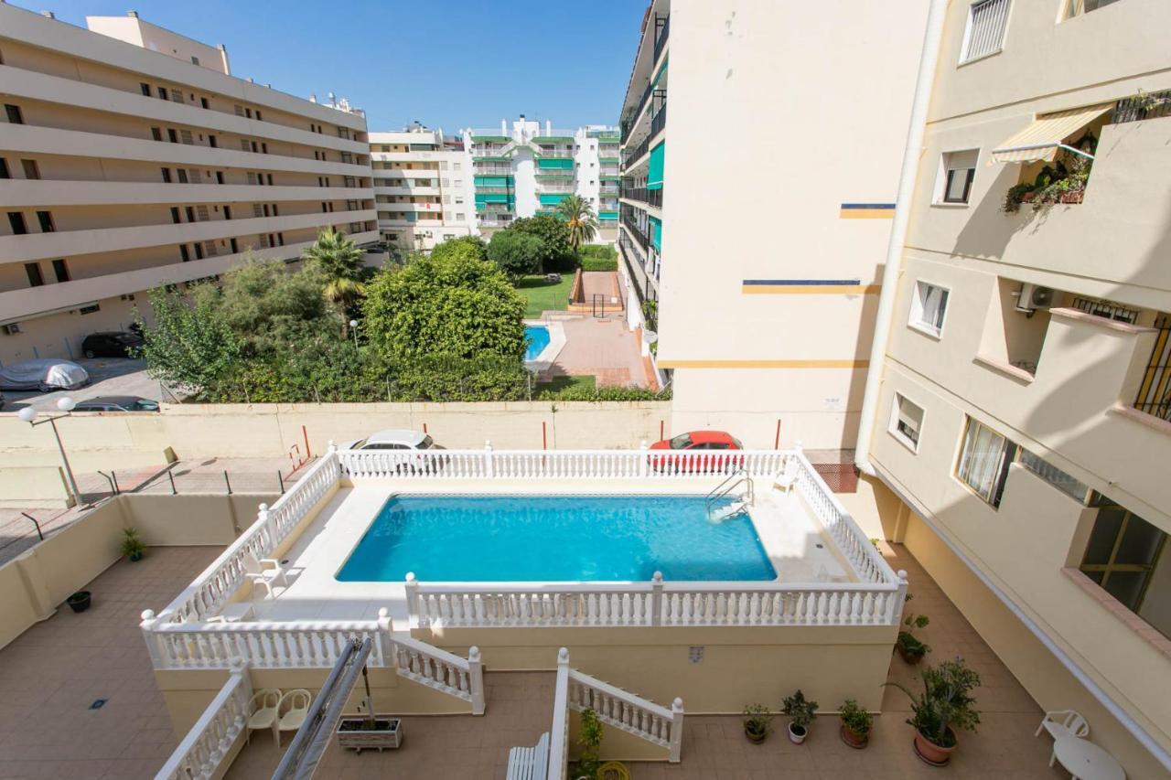 4 Bedroom Close By In Appartement *