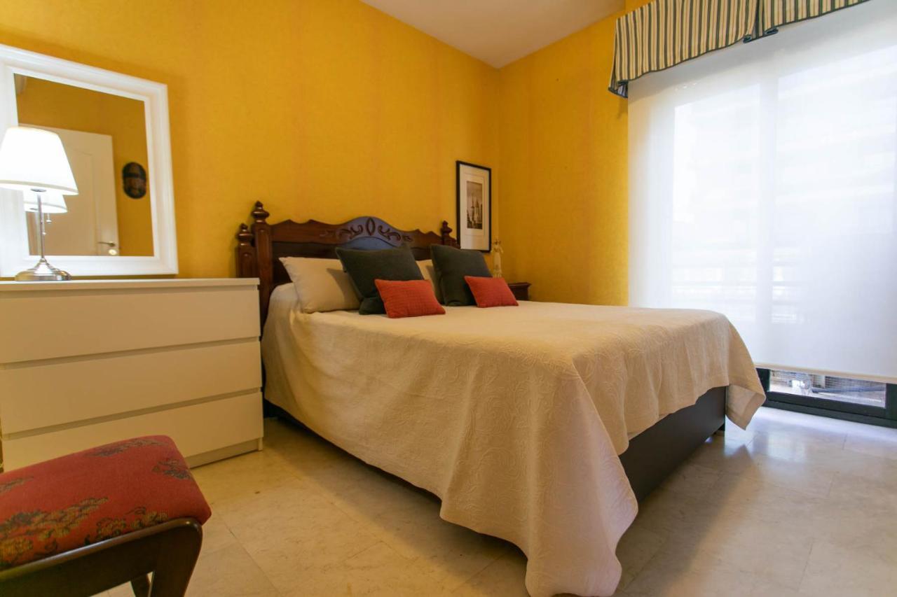 Appartement 4 Bedroom Close By In *